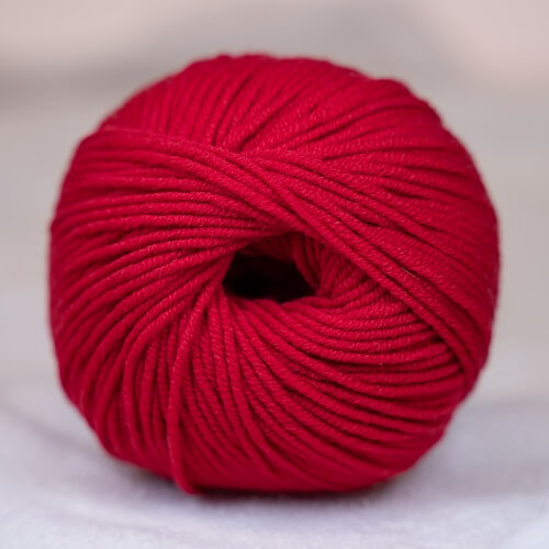 Fil à tricoter 100% laine mérinos d'Arles rouge aiguille 4